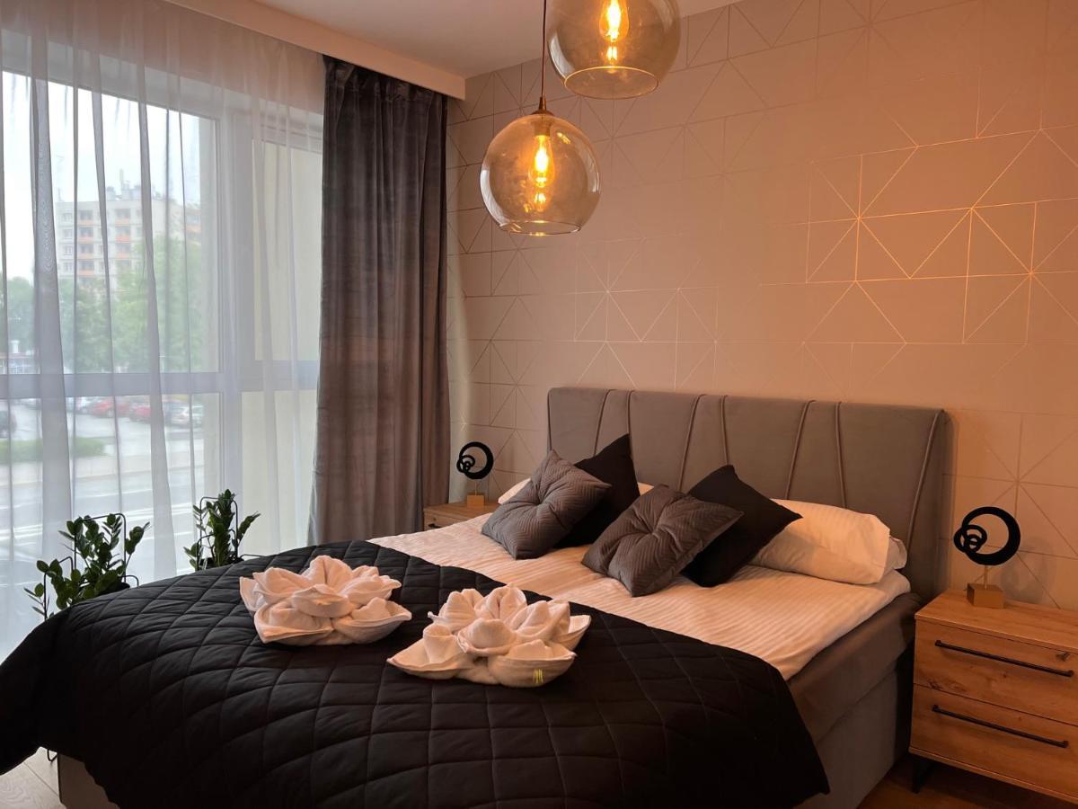 Family & Business Elegant Apartments, Kadzielnia, Wdk, Stadion Korona -1 Bedroom, Terrace, Garage, New! キェルツェ エクステリア 写真
