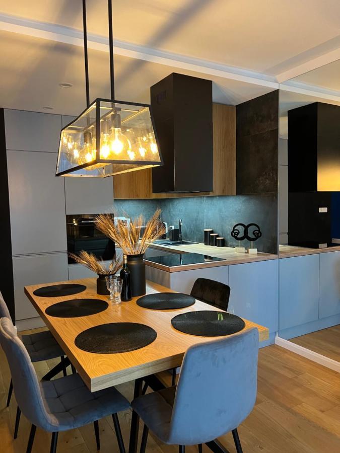 Family & Business Elegant Apartments, Kadzielnia, Wdk, Stadion Korona -1 Bedroom, Terrace, Garage, New! キェルツェ エクステリア 写真